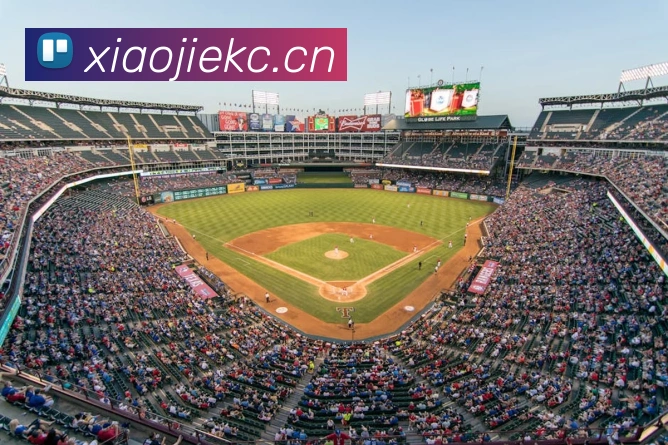 英超YB是哪支球队：名称由来、队史、近年表现与本赛季影响解读